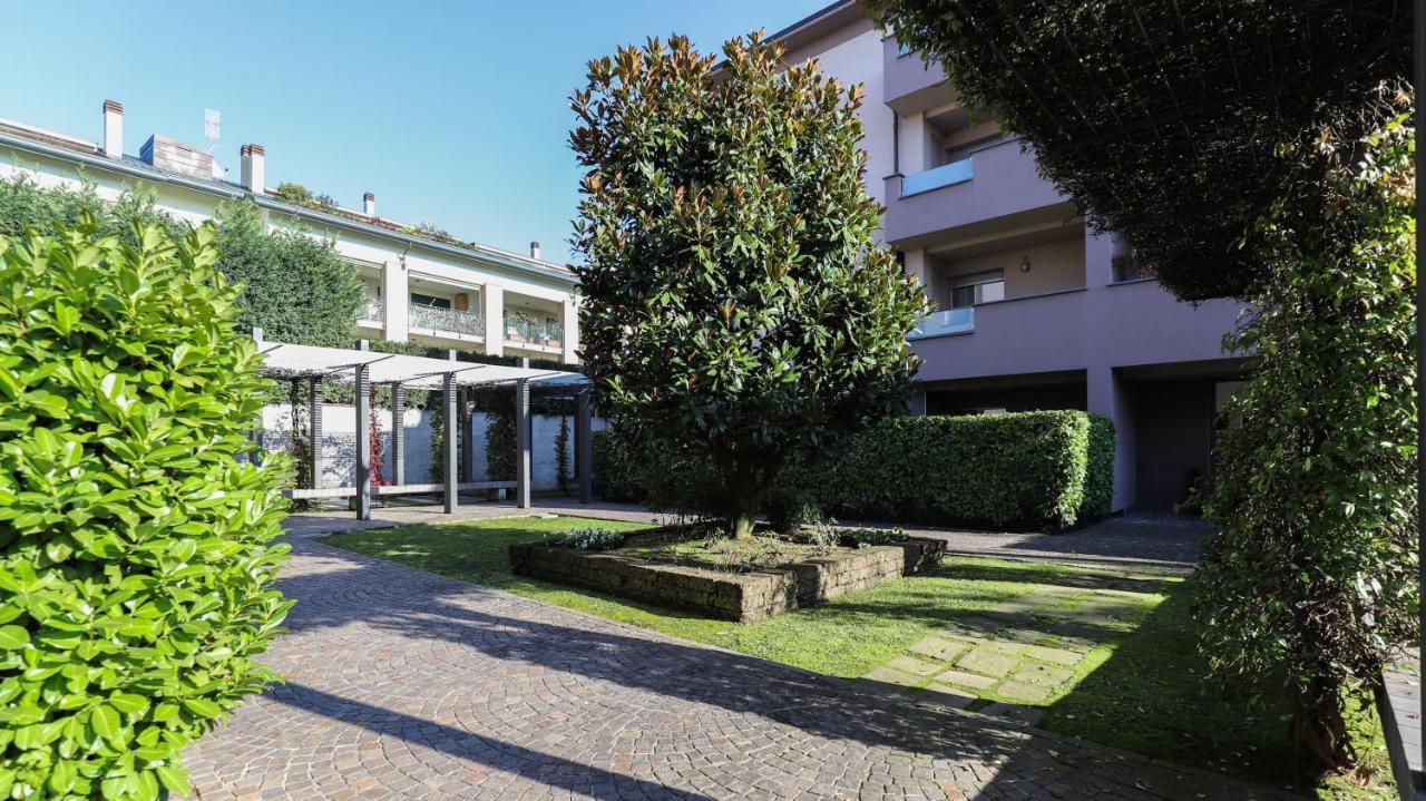 Italianway - Colombo 4 Villasanta Exterior foto